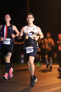 BIB: 40845, 45901
                            <button type="button" onclick="openModal(7649588)" class="btn btn-primary btn-sm float-right btn-popup" data-toggle="modal" data-target=".modal-high-quality">
                        <i class="fas fa-shopping-cart"></i> Add to Cart
                    </button>
                                            <button type="button" onclick="isThisMe(7649588, true)" class="btn btn-success btn-sm float-right btn-popup btn-isme hidden" data-toggle="tooltip" data-placement="bottom" title="นี่คือรูปของคุณใช่ไหม คลิกที่นี่เพื่อเอาเข้าอัลบั้ม">
                        <i class="fas fa-plus"></i> Add to album
                    </button>
                    <button type="button" onclick="isThisMe(7649588, false)" class="btn btn-warning btn-sm float-right btn-popup btn-isnotme hidden">
                        <i class="fas fa-ban"></i> Remove from album
                    </button>